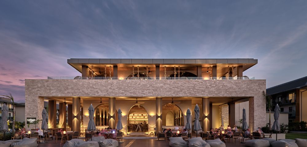 FIJI-CROWNE-PLAZA-FIJI-NADI-BAY-HERO-URBAN-SUGAR-EXTERIOR-MY-FIJI-1000x480-1
