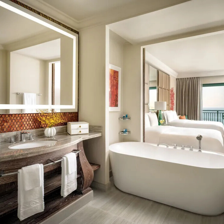 Ocean Queen Bathroom